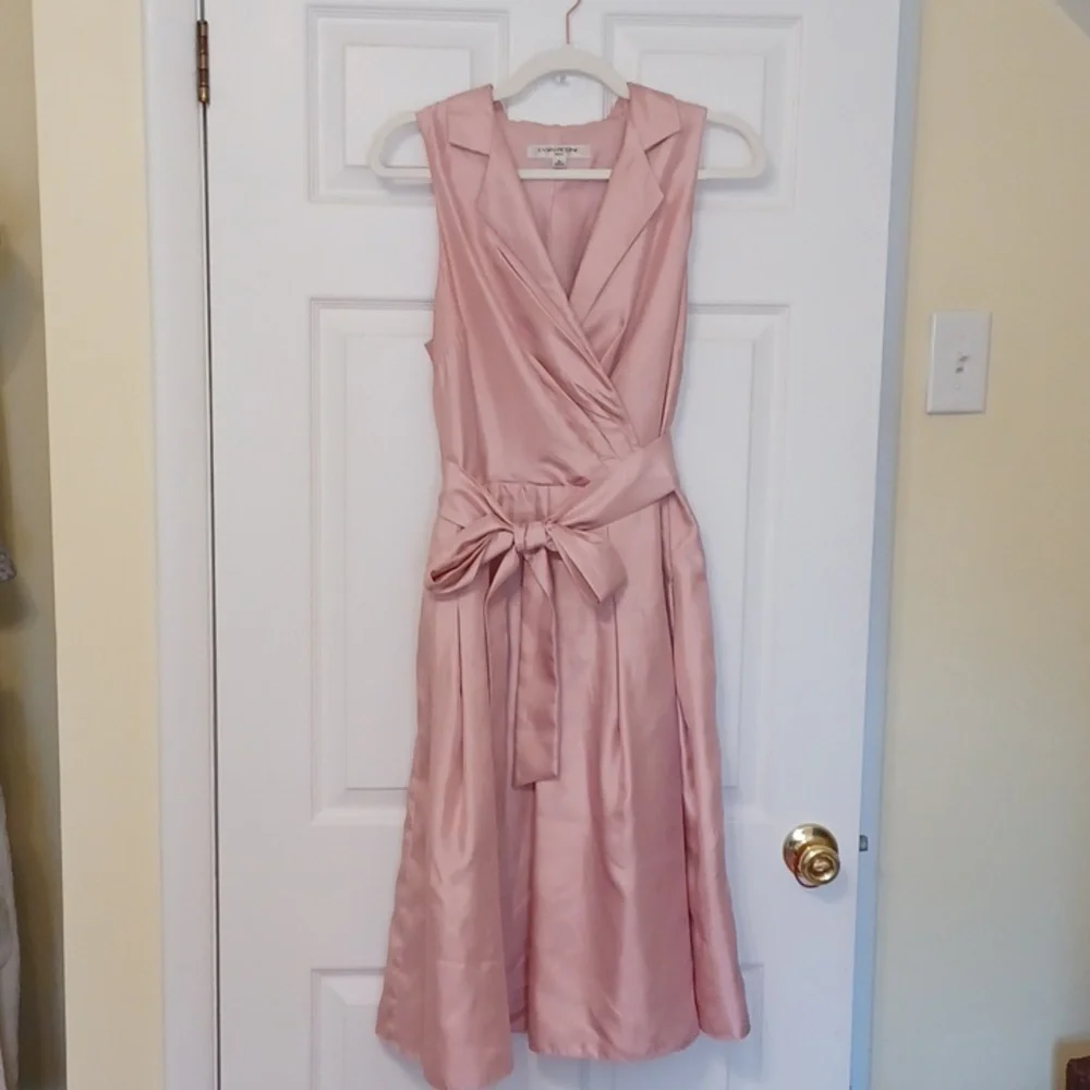 Evan Picone sz 14, pale peach, silk like, fit & flare,midi,formal dress,